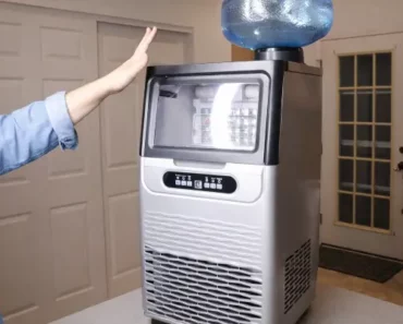 Does an ice maker use a lot of water?